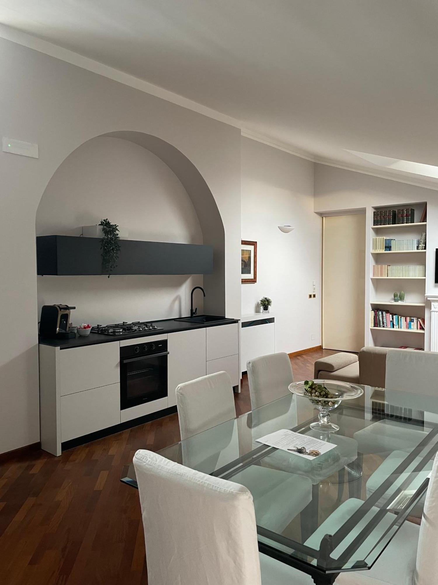 Civico 16 Apartment Chiaravalle Luaran gambar